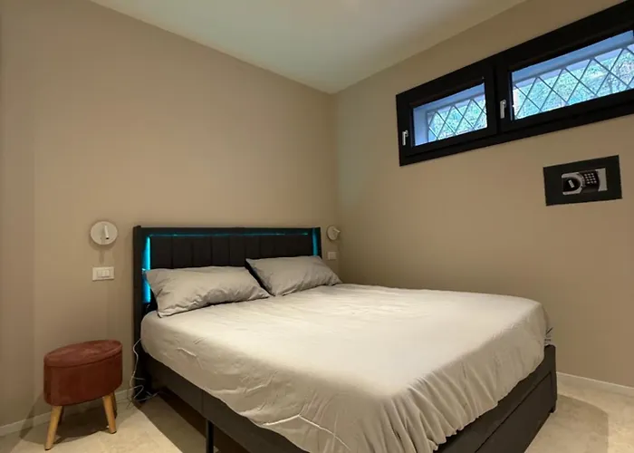 Loft 83 * ボローニャ