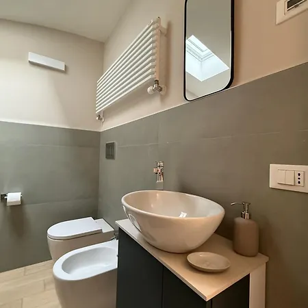 Loft 83 * Bolonia