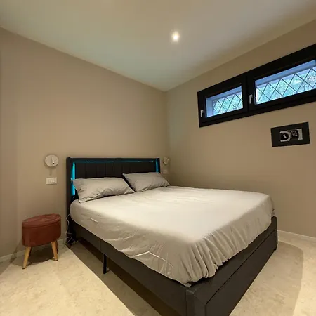 Loft 83 * Bolonia